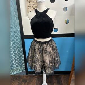 NWT Kalani Hilliker for Alyce Short Lace Formal